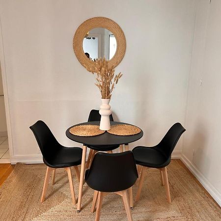Chic Apartment On The Famous Shopping Rue Du Faubourg Saint-Honore Street Paryż Zewnętrze zdjęcie